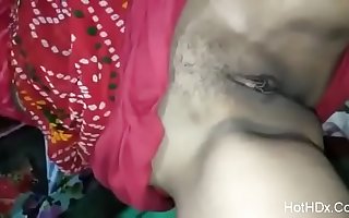 Horny Sonam bhabhi,s boobs yearning for pussy licking and fingering take hr saree by huby video hothdx